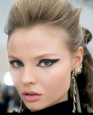 Eyeliner 5-111.jpg
